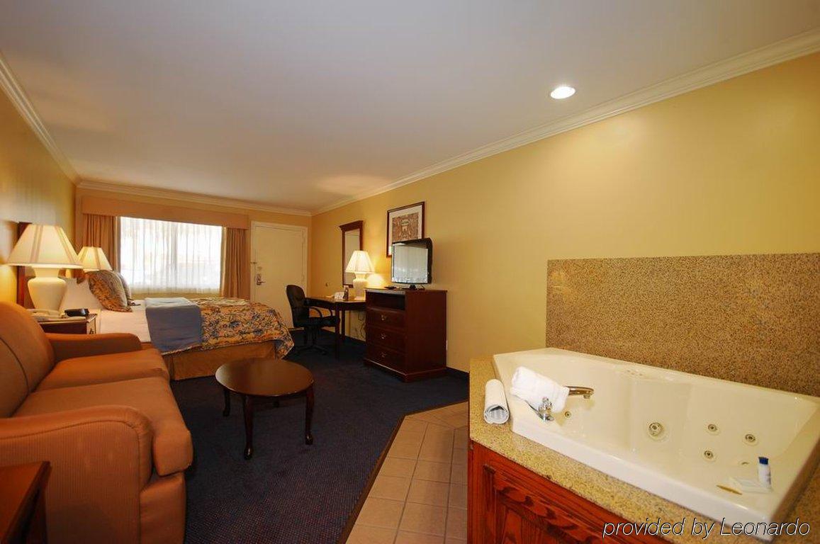 Best Western Forest Inn Franklin Rum bild